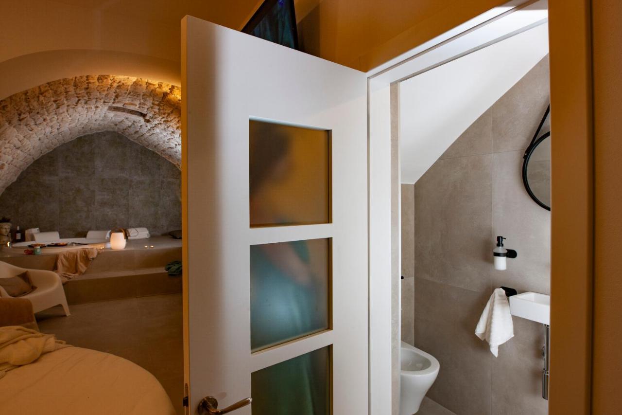Je T'Aime Luxury Suite And Relax Κονβερσάνο Εξωτερικό φωτογραφία