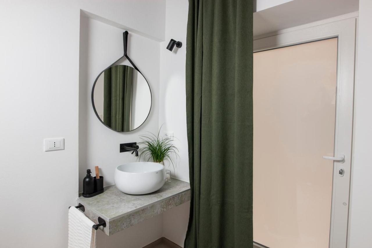 Je T'Aime Luxury Suite And Relax Κονβερσάνο Εξωτερικό φωτογραφία